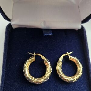 14k Gold Hoop Earrings NEW